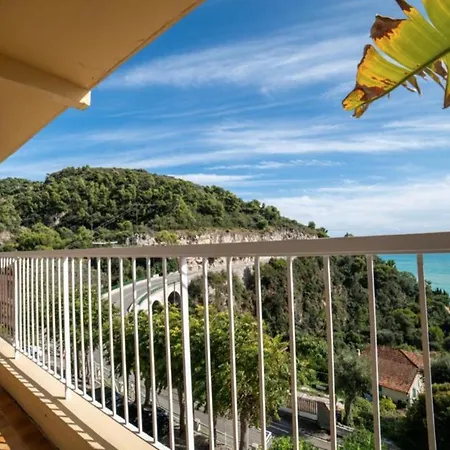 Eze Waterfront *